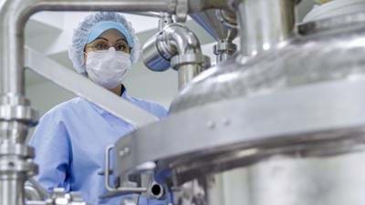UK bolsters Covid-19 vaccine manufacturing capacity
