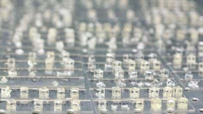 3D printing with holograms