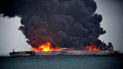 Huge oil tanker ablaze off China