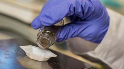 Catalyst turns nitrate pollution into water and N2