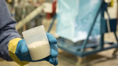DuPont and ADM launch bioplastic pilot plant