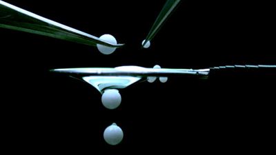 Liquid membrane blocks small particles and lets big ones through