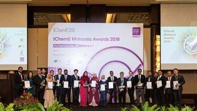 Queen of Perak presents IChemE Awards to outstanding young engineers