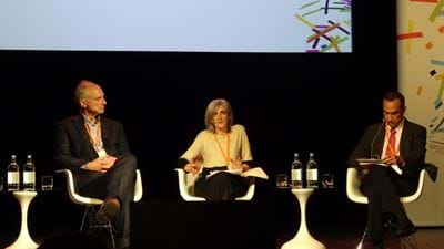 Engineers gather to discuss global grand challenges