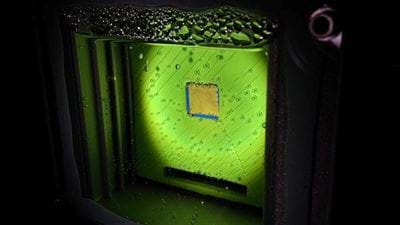 ‘Artificial leaf’ for carbon neutral syngas production
