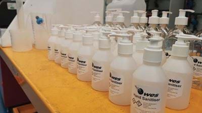 Helping Hands in the Health Crisis