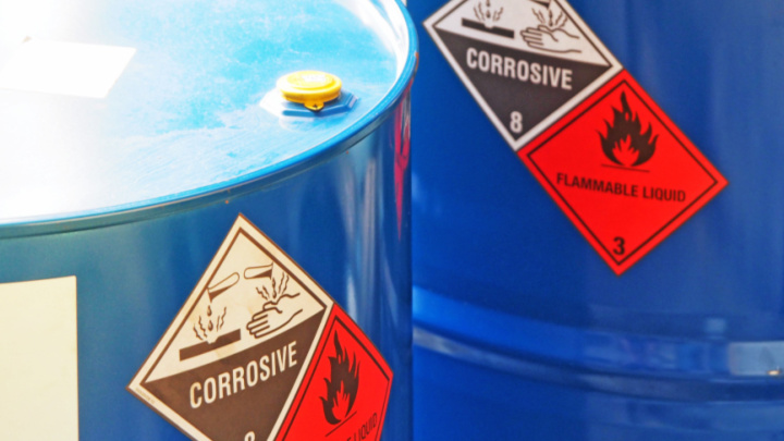 Large fire breaks out at UK chemical storage unit 