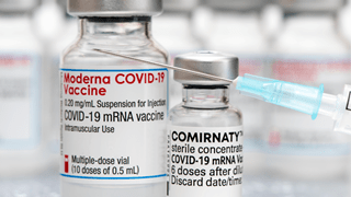 Moderna wins Covid vaccine patent case in ongoing Pfizer, BioNTech battle 