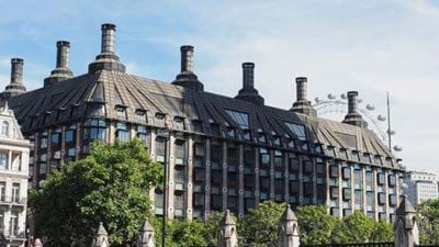 Scientific committee warned ‘staggering’ deindustrialisation is leaving parts of the UK behind