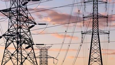 Grid operators submit £67bn plan to revamp UK transmission network