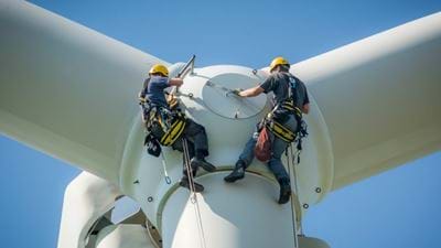 RAE launches global review to guide investment in engineering safety and skills