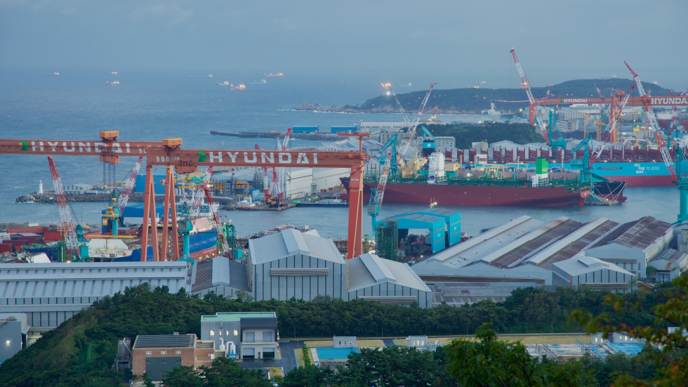 South Korea power station collapse kills three 