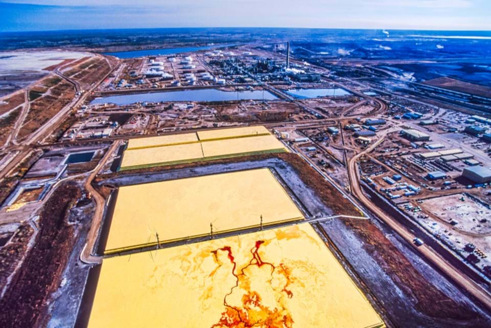 Canada expands CCUS subsidies to oil extraction, drops emissions cap